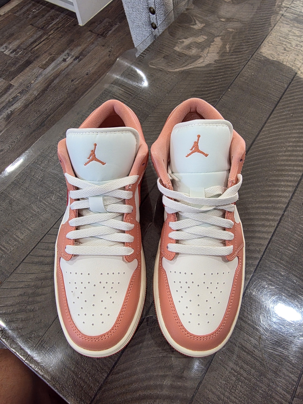 WWNS Air Jordan 1 Low